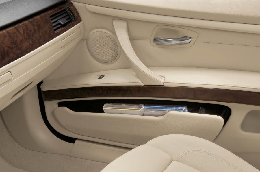  BMW 3-Series Coupe 2007 года  (фото 208 из 219)
